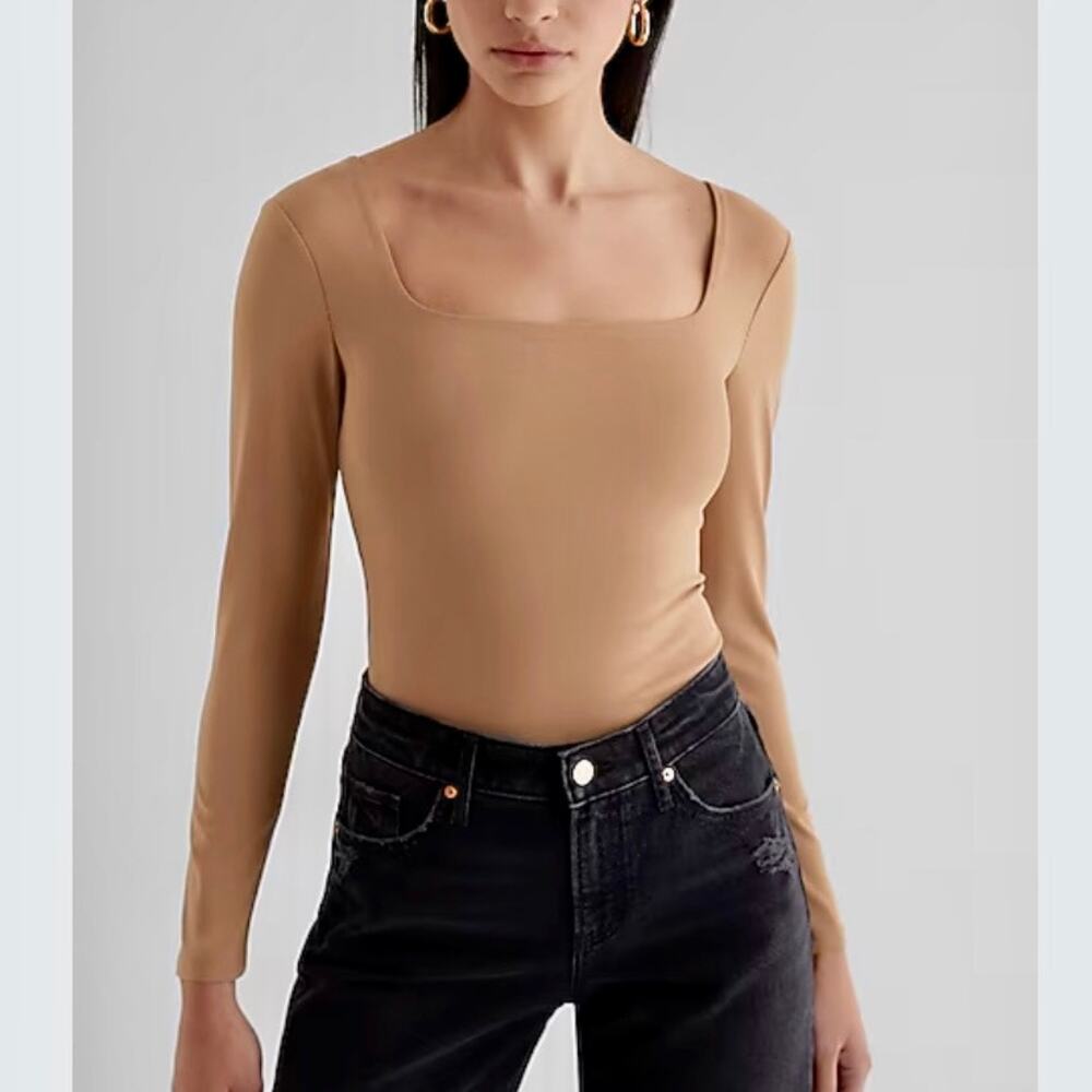 Express Body Contour Long Sleeve Top